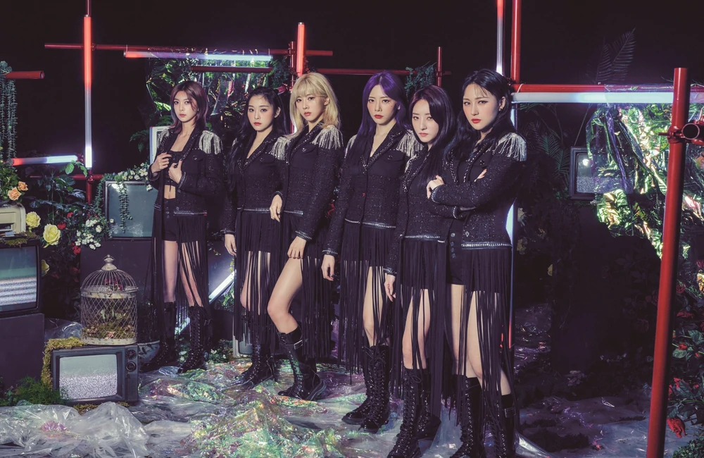 Dreamcatcher Endless Nightmare Group Concept Photo 1