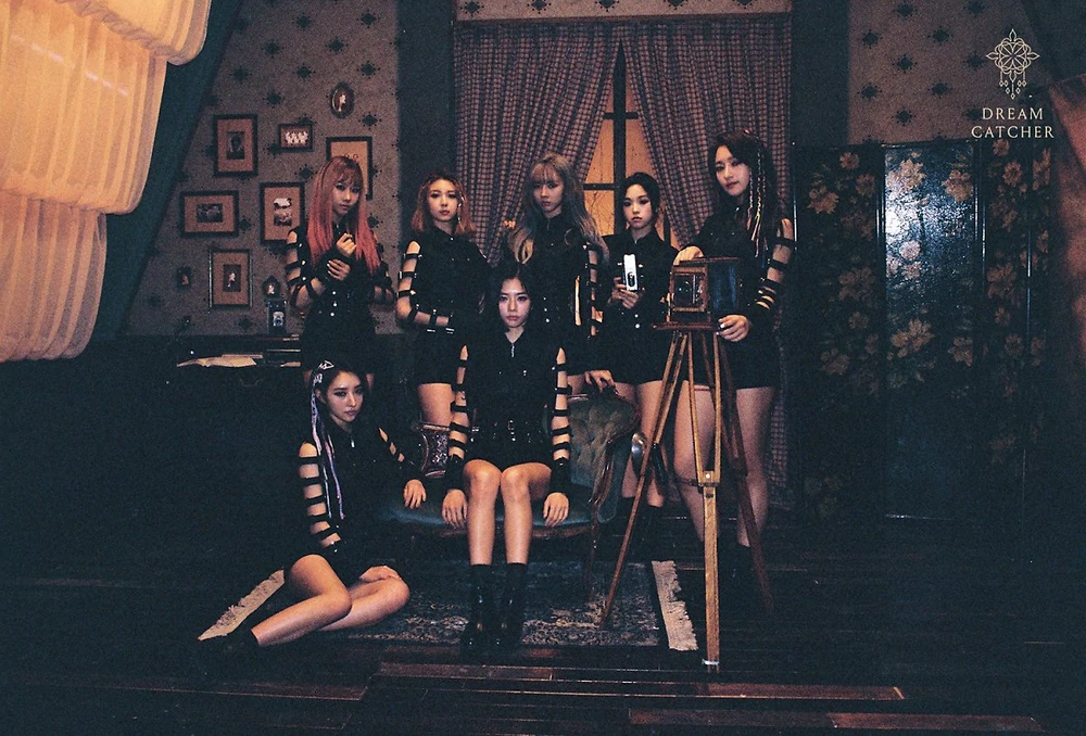 Dreamcatcher Escape the Era Group Concept Photo 2