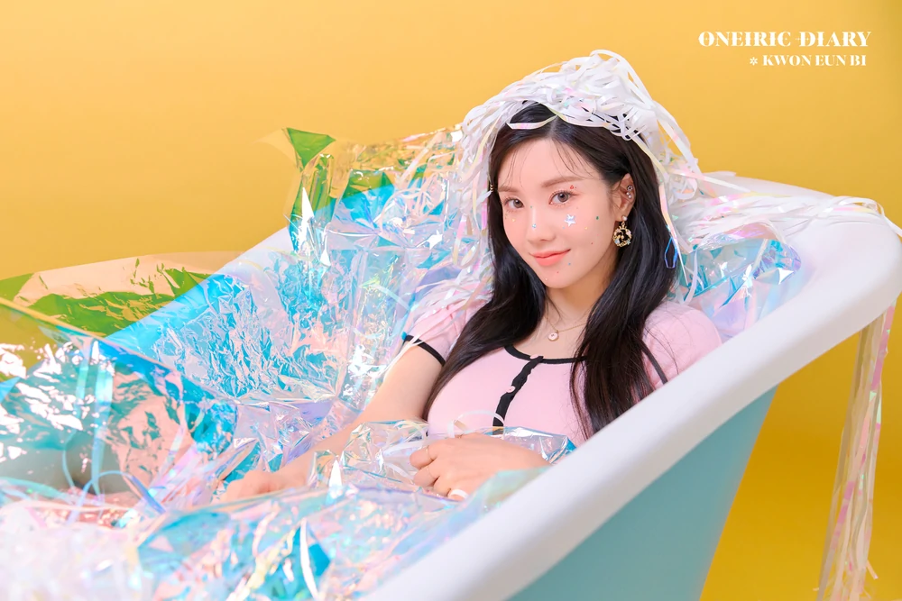 IZ*ONE Oneiric Diary Eunbi Concept Teaser Picture Image Photo Kpop K-Concept 1