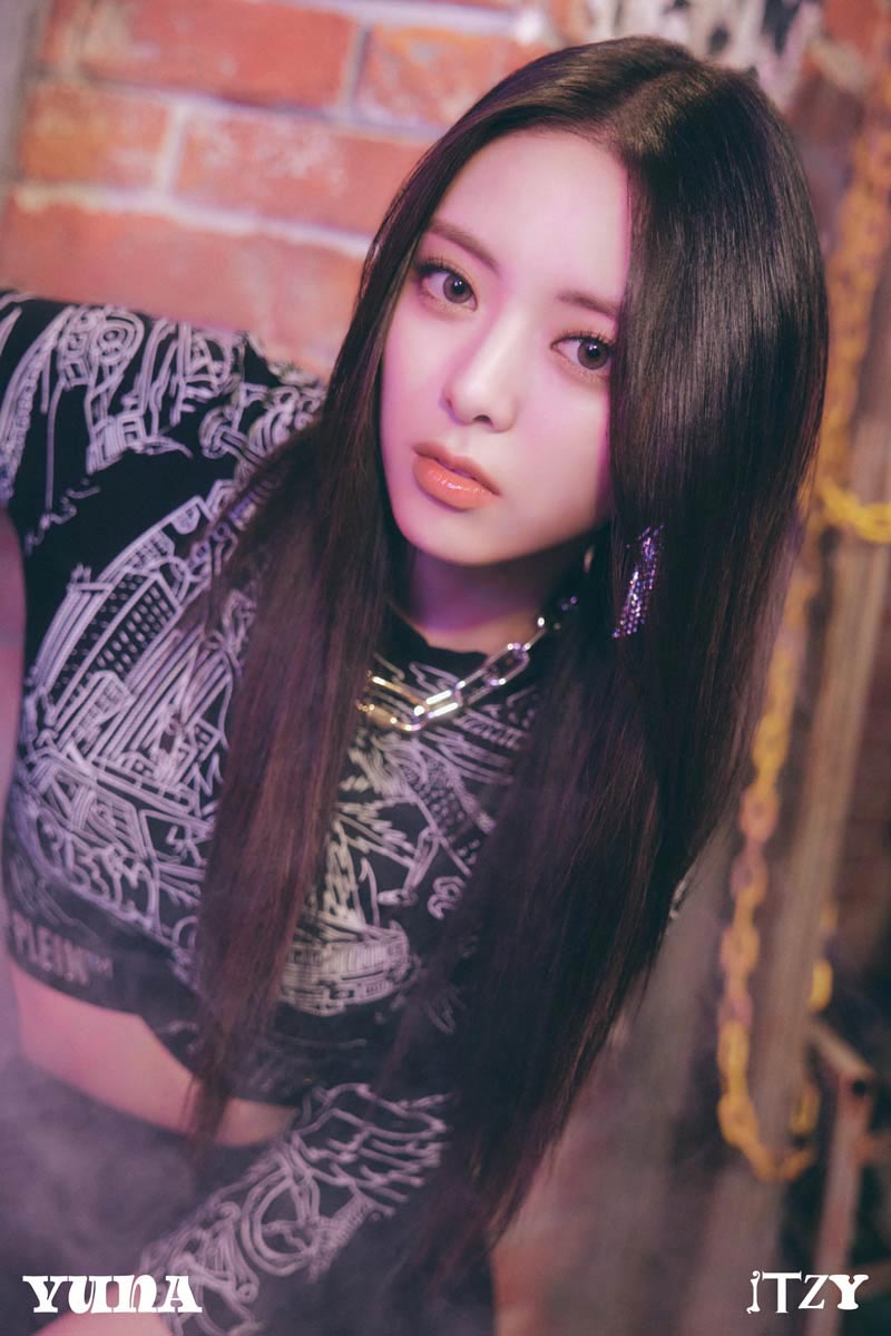 Itzy Blah Blah Blah Yuna Concept Teaser Picture Image Photo Kpop K-Concept 1