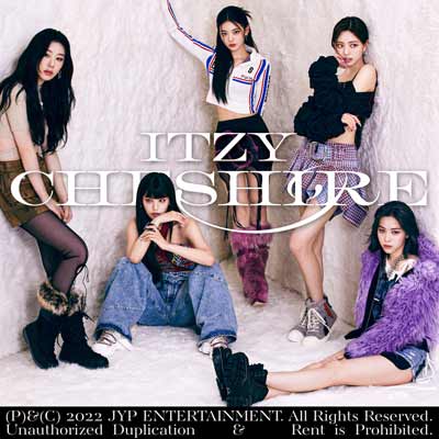 Itzy Cheshire Cover