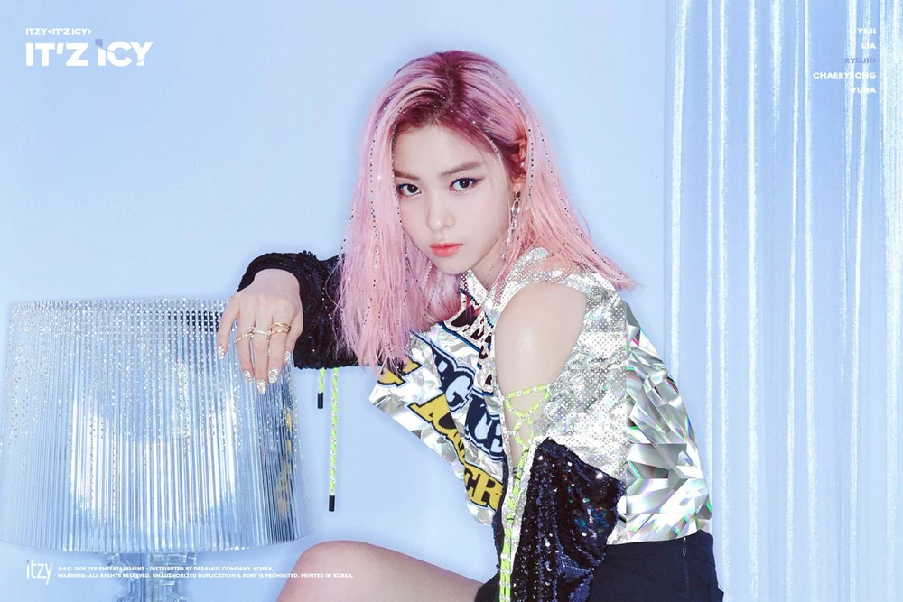 Itzy It'z Icy Ryujin Concept Teaser Picture Image Photo Kpop K-Concept 2