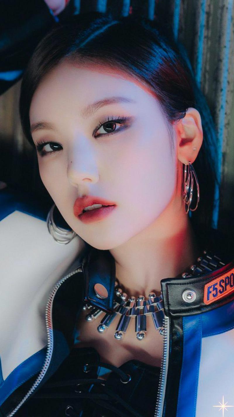 Itzy Voltage Yeji Concept Teaser Picture Image Photo Kpop K-Concept 1